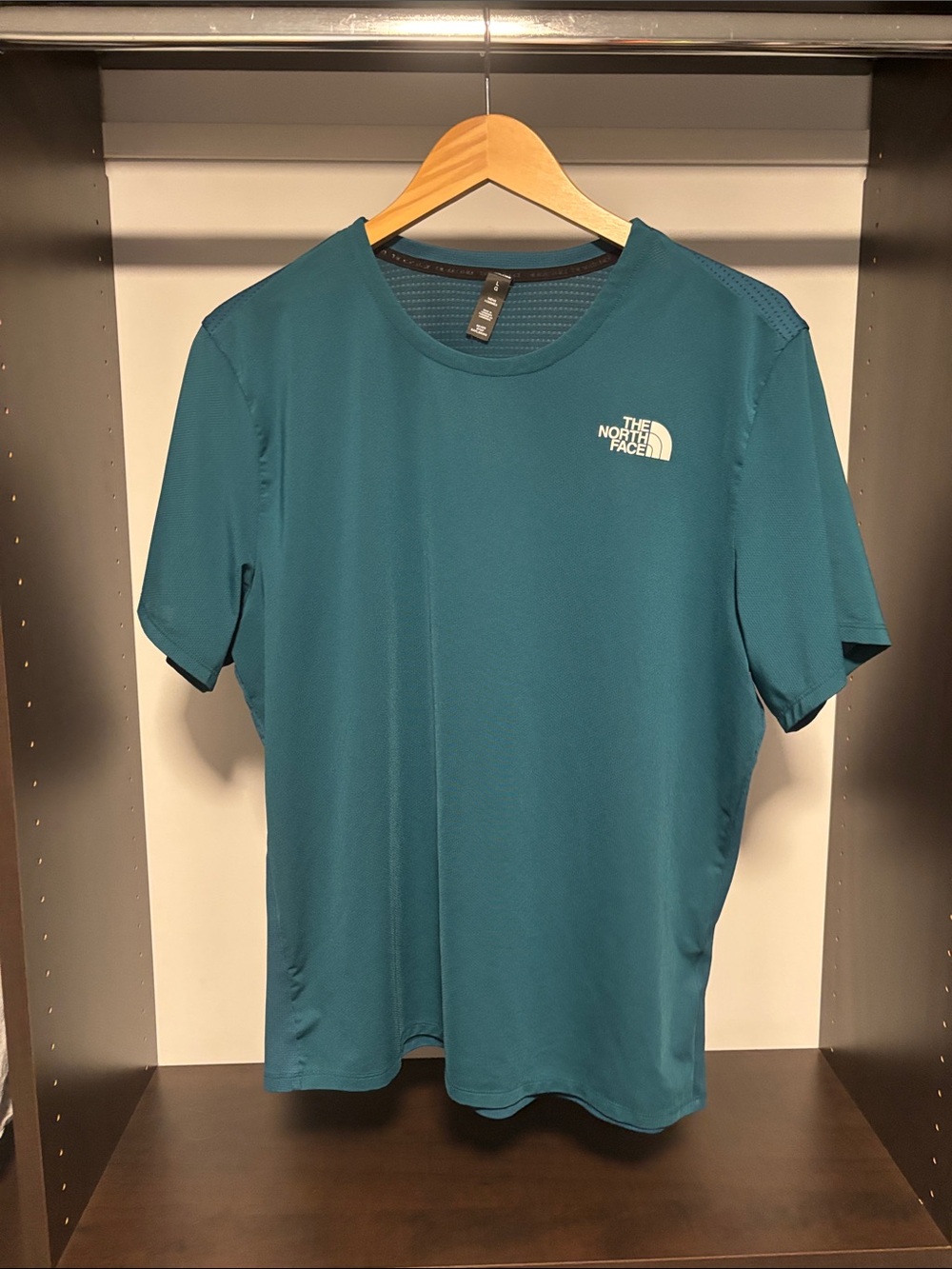 The North Face Men's Teal Short-Sleeve Performance Tee